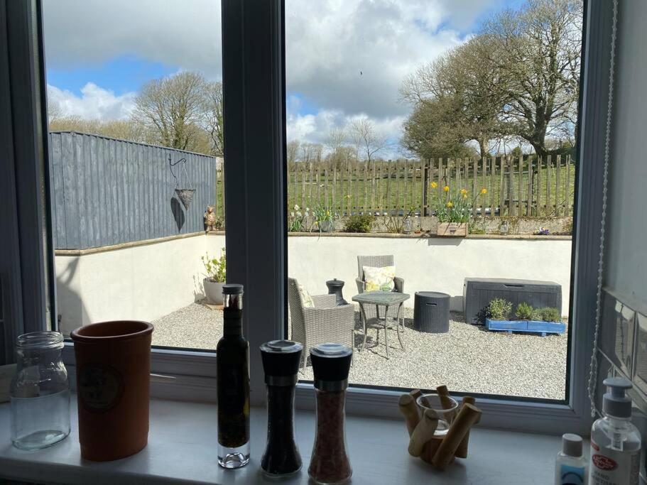 Rural Cosy Retreat For Two Near Port Isaac Lägenhet Delabole Exteriör bild